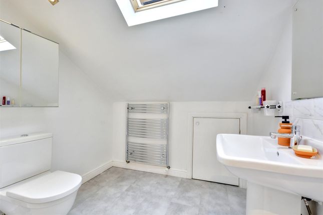 Bedroom 2 Ensuite_1.Jpeg