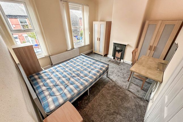 90, Horton Road, Manchester photo 4