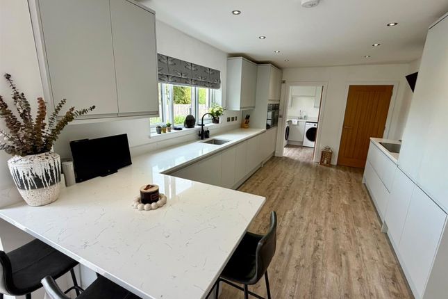 2, Oakview Close, Hereford photo 4