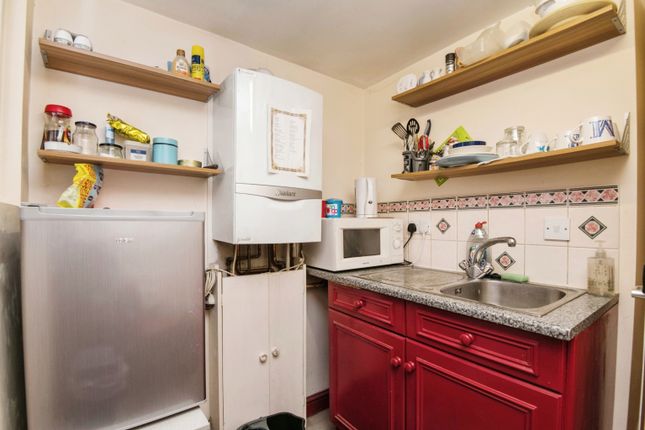 45,, Clifton Road, Devon photo 3