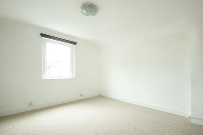 Flat to rent in East Dulwich Grove, East Dulwich