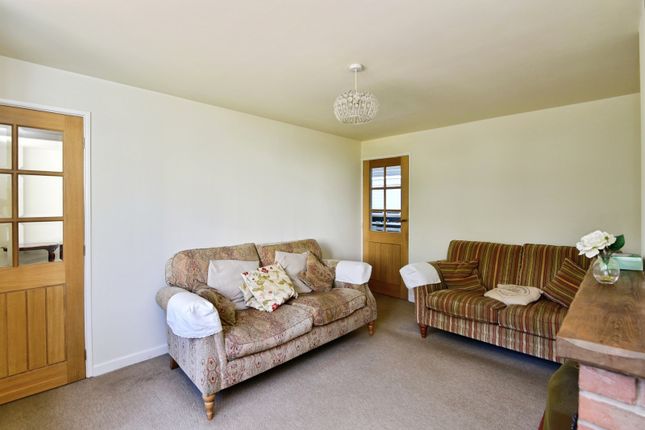 1, Heath Court, Stoke-on-Trent photo 4