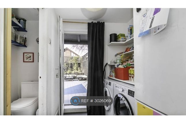 Woodford Road, London photo 4