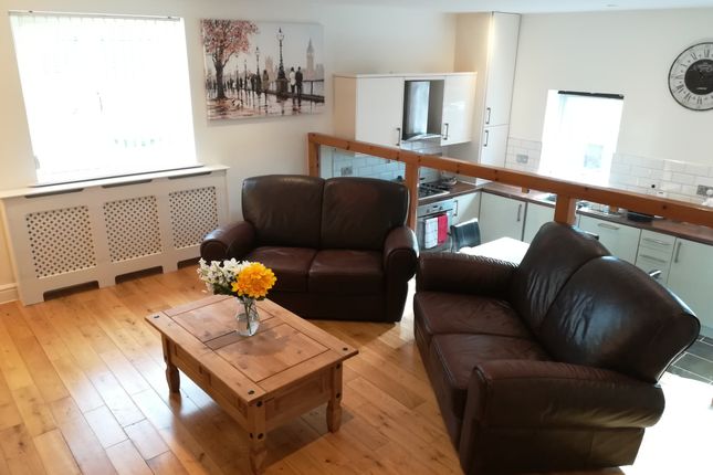 9 sketty flat 2, Sketty Road, Swansea photo 3