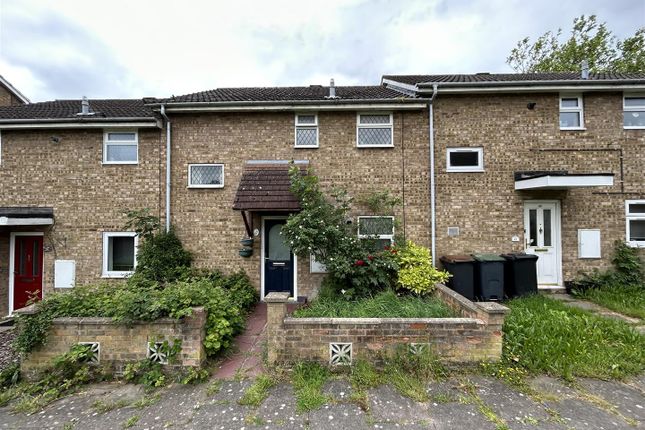Thumbnail Terraced house for sale in Morris Close, Luton