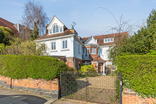 Flat 6, 6A, Kidderpore Avenue, London photo 2