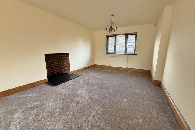 Sheffield Road, Birdwell Barnsley photo 3