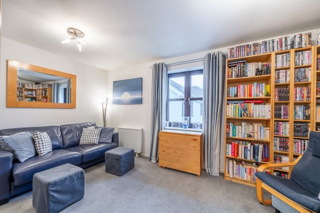 Campion Court, Alperton photo 3