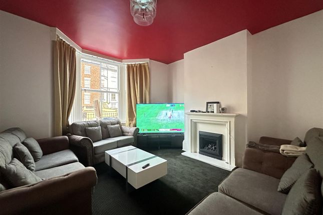 110 North Marine Road, Scarborough photo 3