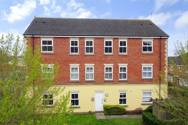 Thumbnail Flat for sale in Hillier Road, Devizes, Wiltshire