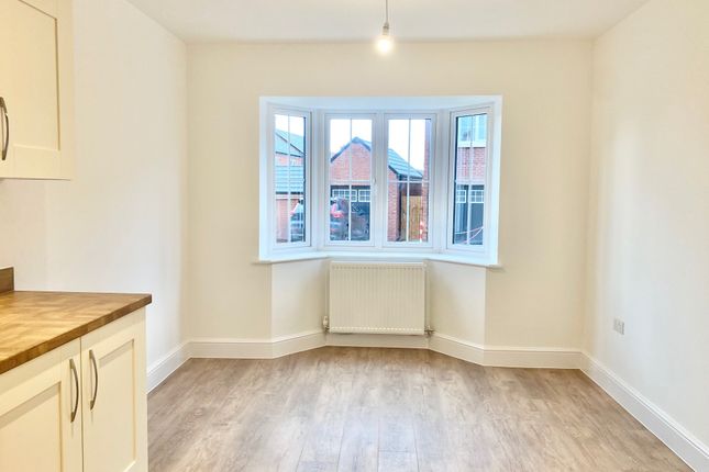 14, Merry Leys, LEIGHTON BUZZARD photo 3