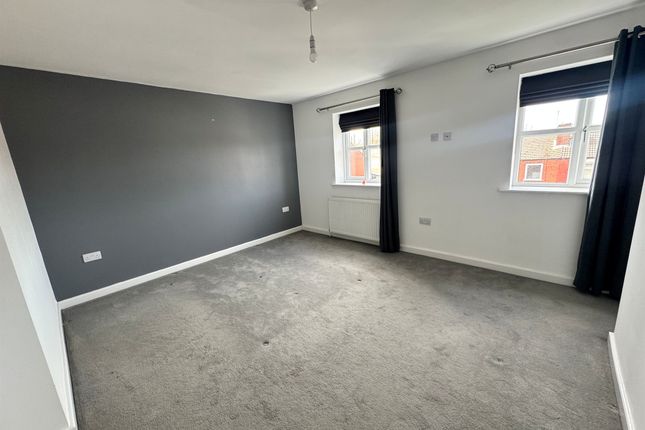 38, School Street, Castleford photo 5