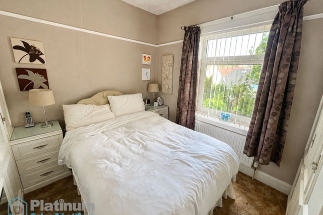 20, Cressfield Road, Huddersfield photo 4