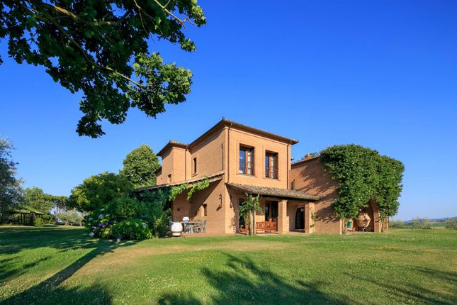 Thumbnail Villa for sale in Via di Martiena, Montepulciano, Toscana