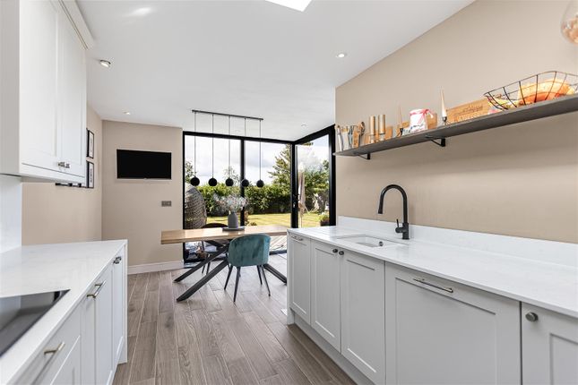10, Vespasian Way, Chesterton photo 4