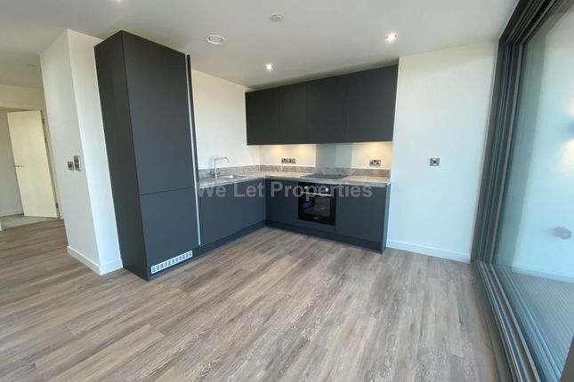 Flat to rent in Oxygen Tower, Store Street