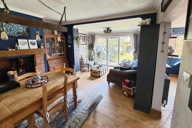 3, Harewood Avenue, Retford photo 3