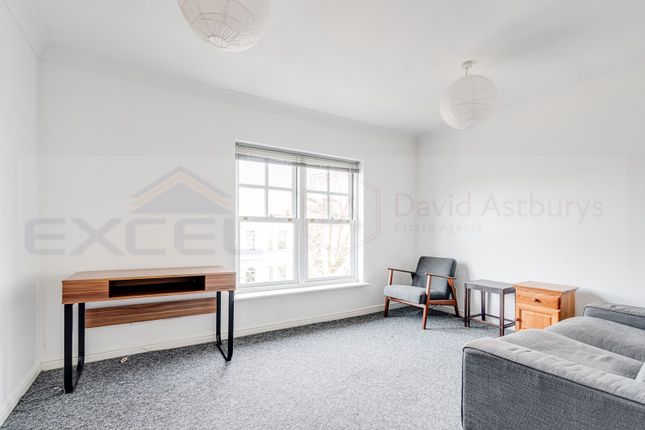 Mowbray Road, Kilburn photo 5