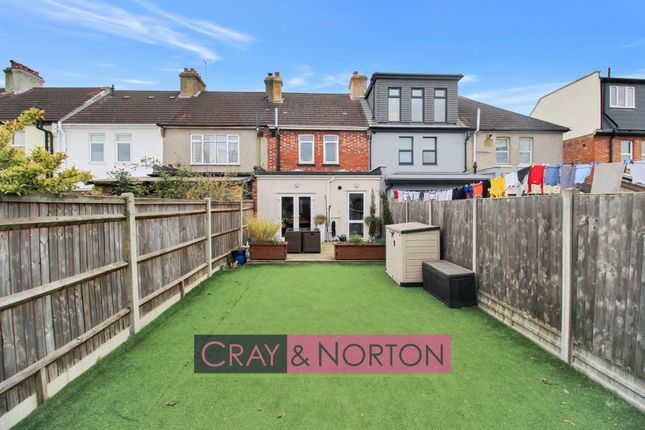 Terraced house for sale in Meadvale Road, Addiscombe