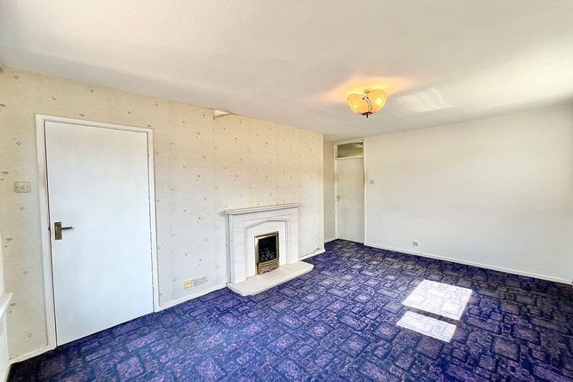 2 Trent Close, Stoke-On-Trent photo 2