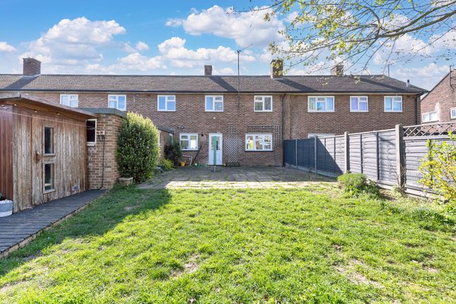 21 North Close, Royston photo 3