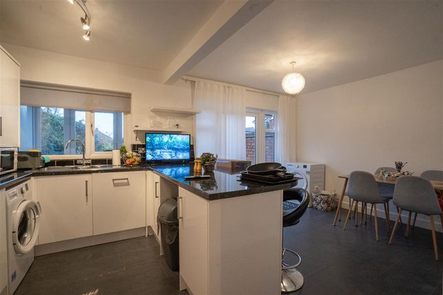 45, Elmstead Avenue, Birmingham photo 4