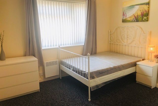 Thumbnail Room to rent in Portland Street, Walsall