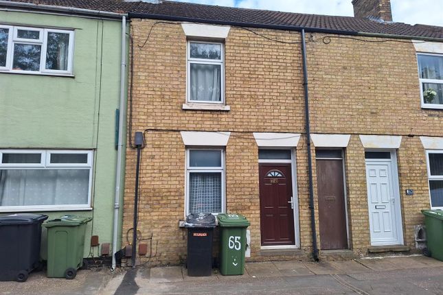 Thumbnail Terraced house for sale in Eastfield Road, Peterborough