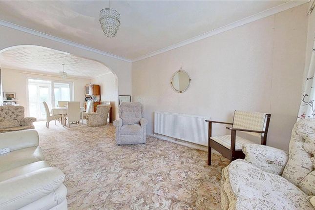 24, Derek Road, West Sussex photo 3