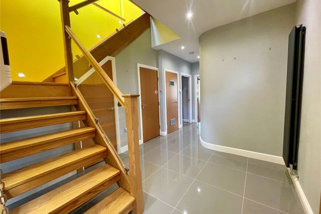 Flat for sale in Loxley Court, St James, Nottingham, Nottinghamshire