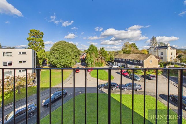 Belworth Court, Cheltenham photo 3