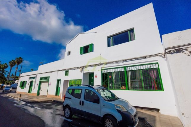Apartment for sale in Haria, Lanzarote, Spain