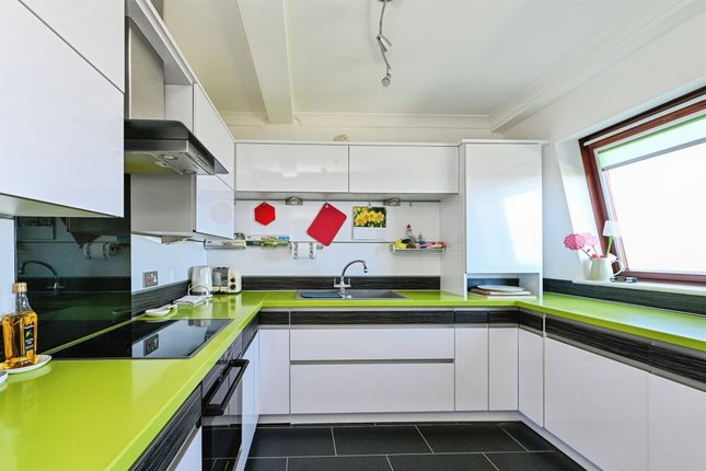 24, Westcliffe Court, HUNSTANTON photo 2