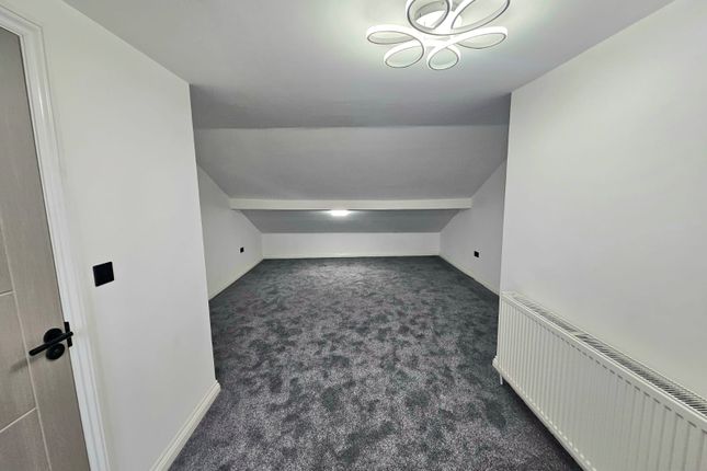 Crondall Street, Manchester photo 5