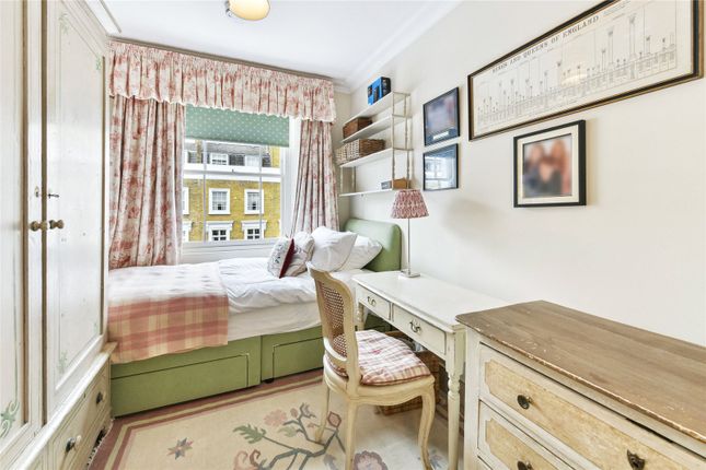 Terraced house to rent in Halsey Street, Chelsea