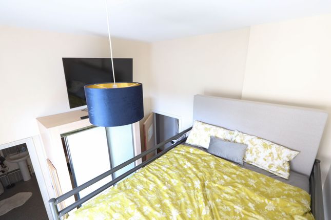 Flat 29, Muller House, Bristol photo 4