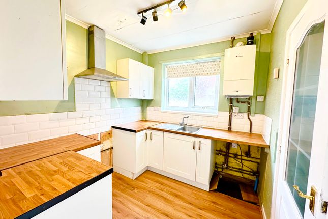 17, Cherry Tree Close, Stockport photo 4