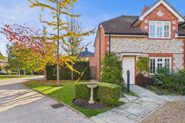 Cam05068G0-Pr0054-Still005