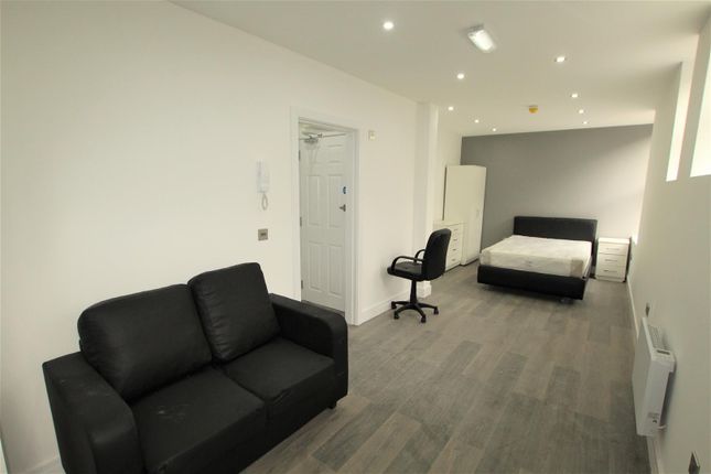 Studio to rent in Beacon House, Forest Road, Loughborough