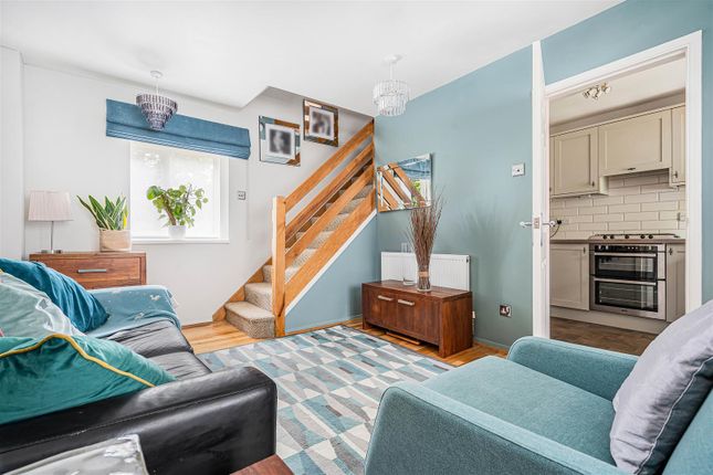 8, Copperwood, Hertford photo 2