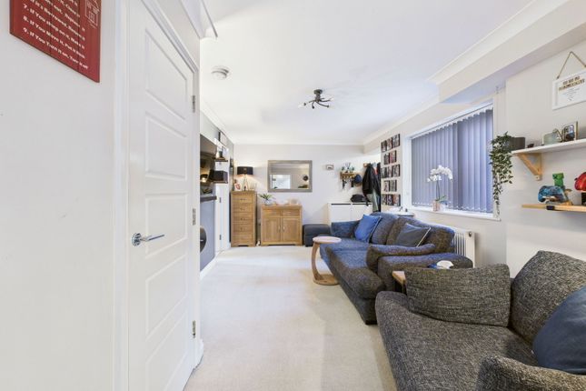 5 Seaford Sands, Roundham Road, Paignton photo 4