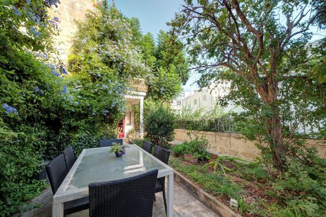 Thumbnail Town house for sale in Converted, Town House, St Julians