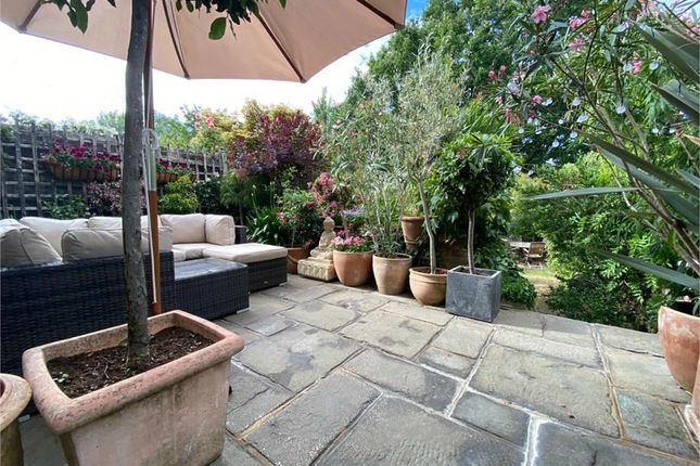 Terraced house for sale in Grosvenor Road, Muswell Hill