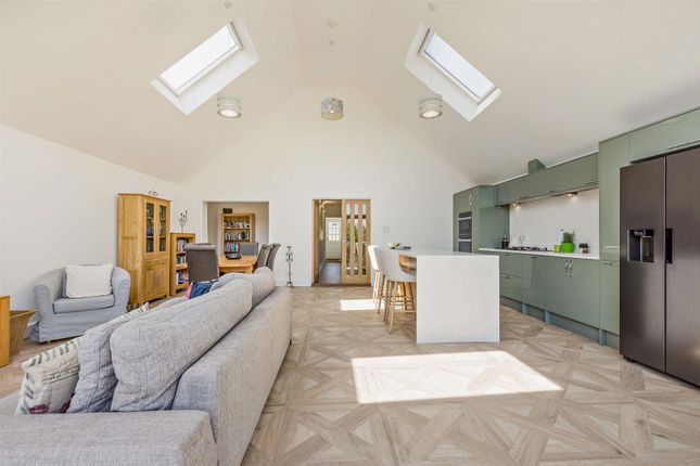 Woodside, 23, Hockers Lane, Maidstone photo 4