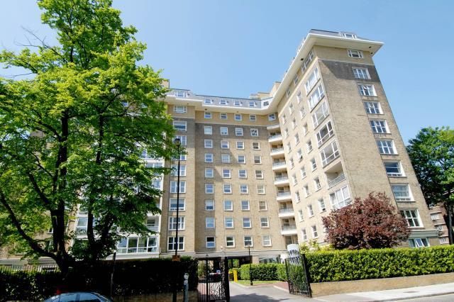 Thumbnail Flat to rent in St John`S Wood Park, London