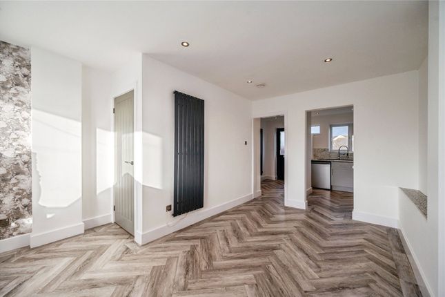 Flat 3, 24, Creek Road, Hampshire photo 4