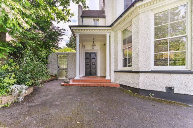 Detached house to rent in Brownlow Road, East Croydon, Croydon