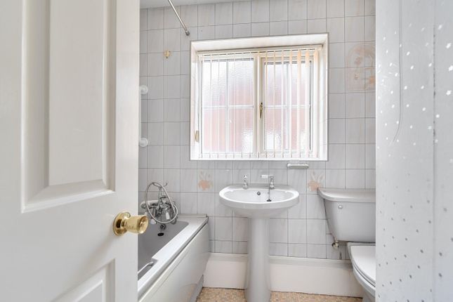 37, Manor Drive, North Duffield photo 4