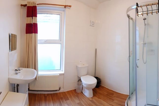 Shared accommodation to rent in 139 King Edward Road, Swansea