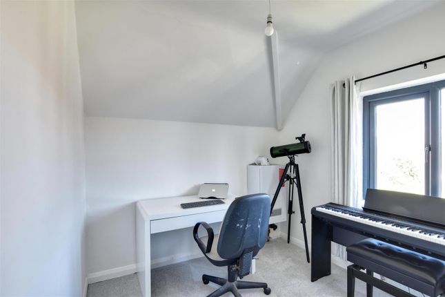 End terrace house for sale in Udimore Road, Rye